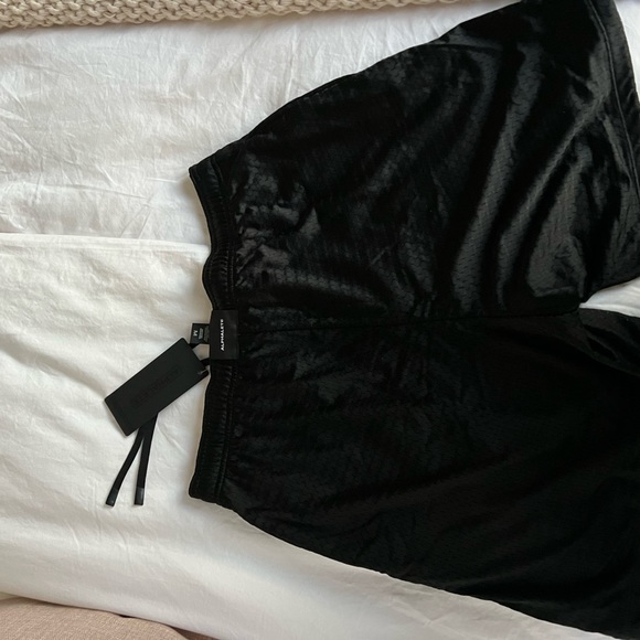 Alphalete mesh shorts - Picture 3 of 4